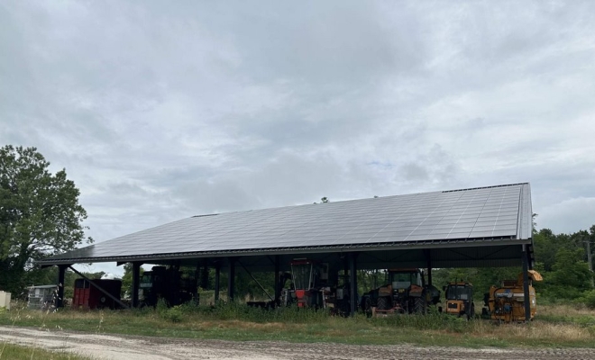 Panneaux solarires sur bâtiment agricole, Bordeaux, SUNALYA